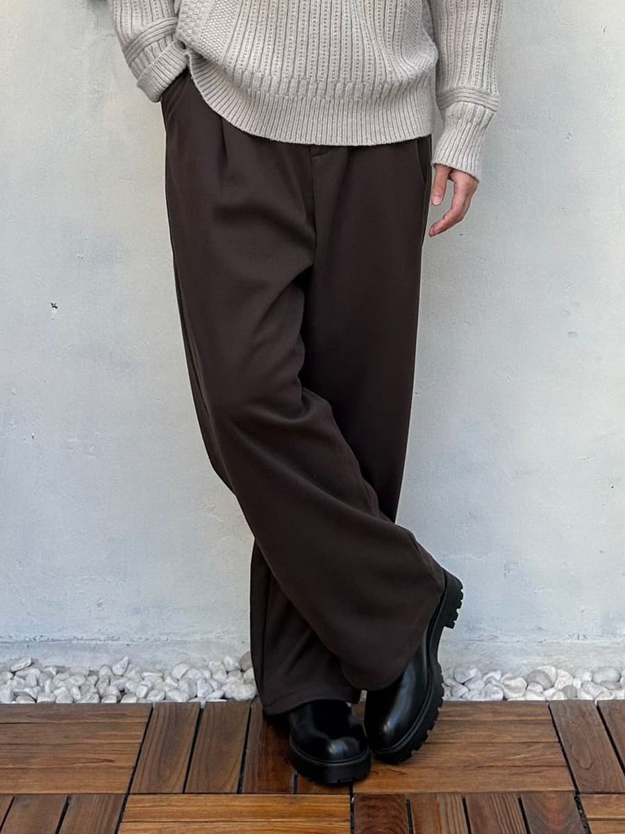 メンズワイドパンツ ゆったりシルエット落ち感のあるツータックスラックス