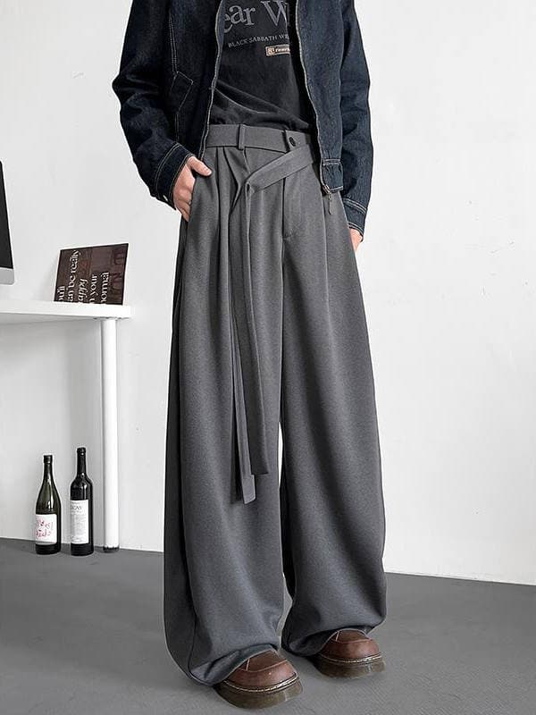 ワイドパンツ メンズ デザイン性高いベルト付きプリーツワイドパンツ
