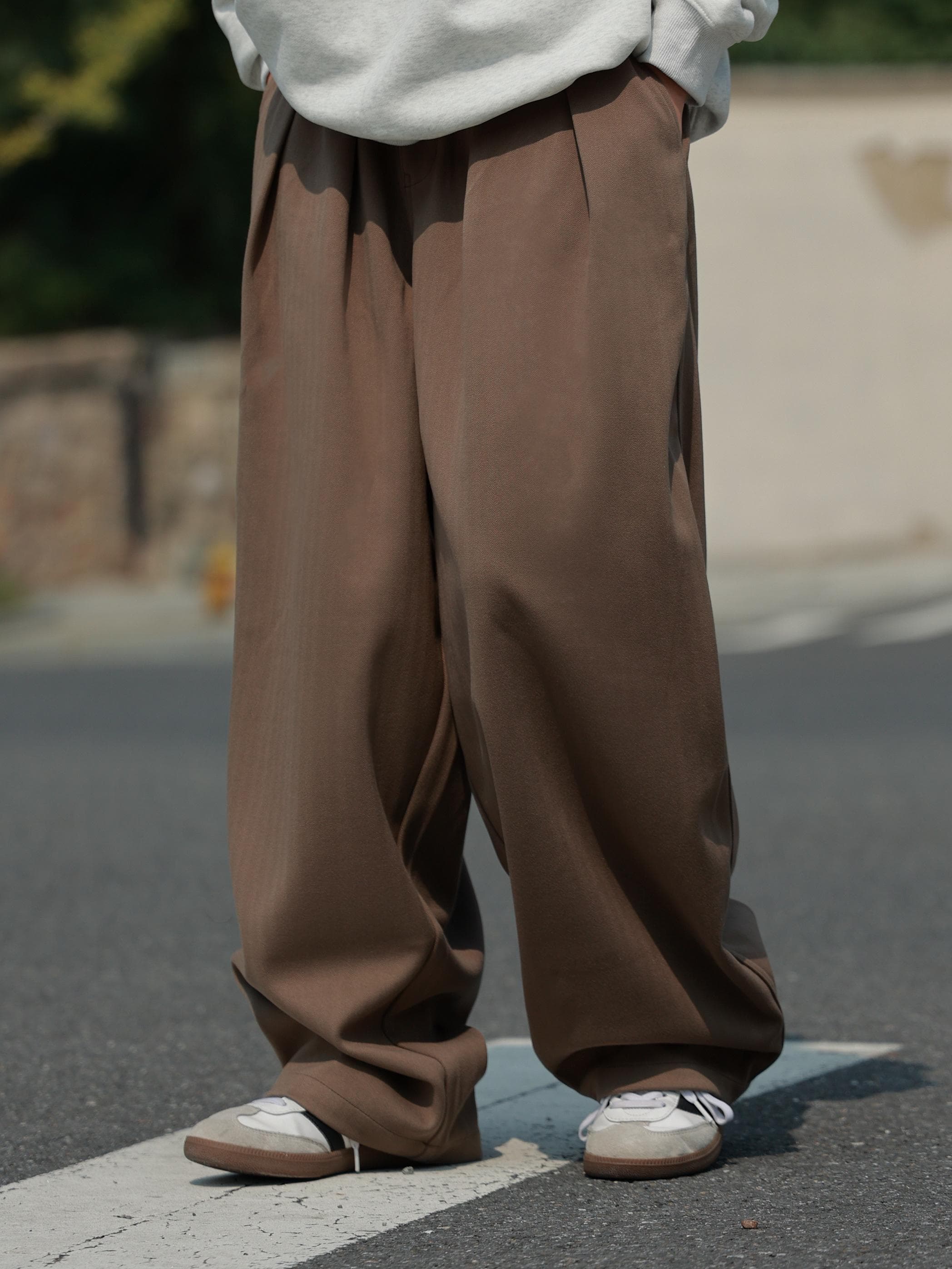 ワイドパンツ メンズ ワイドパンツ メンズ 流れるシルエット ドレープワイドスラックス